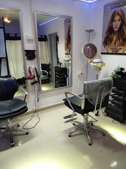 AF1QipM TfemVMI4kQdExN6PRbDOkqcgzZhasqgx DLrw408 h544 k no