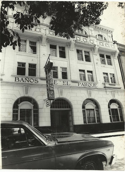 AF1QipOBH8F8Ui5AHUxKV3TJf1CVc AT7oS3tAommG4Mw408 h562 k no